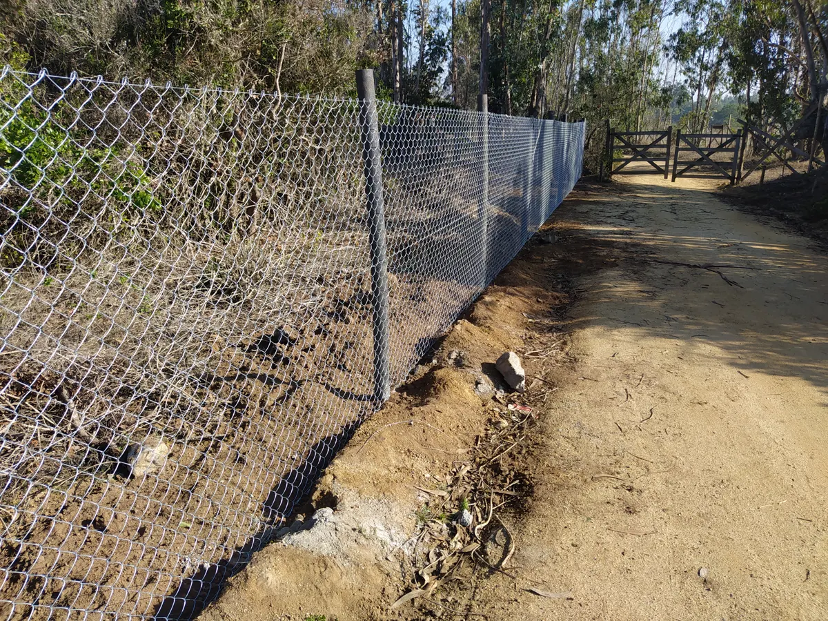 Cierre Perimetral en Alto Tunquén, Algarrobo — Malla cuadrada — foto 7