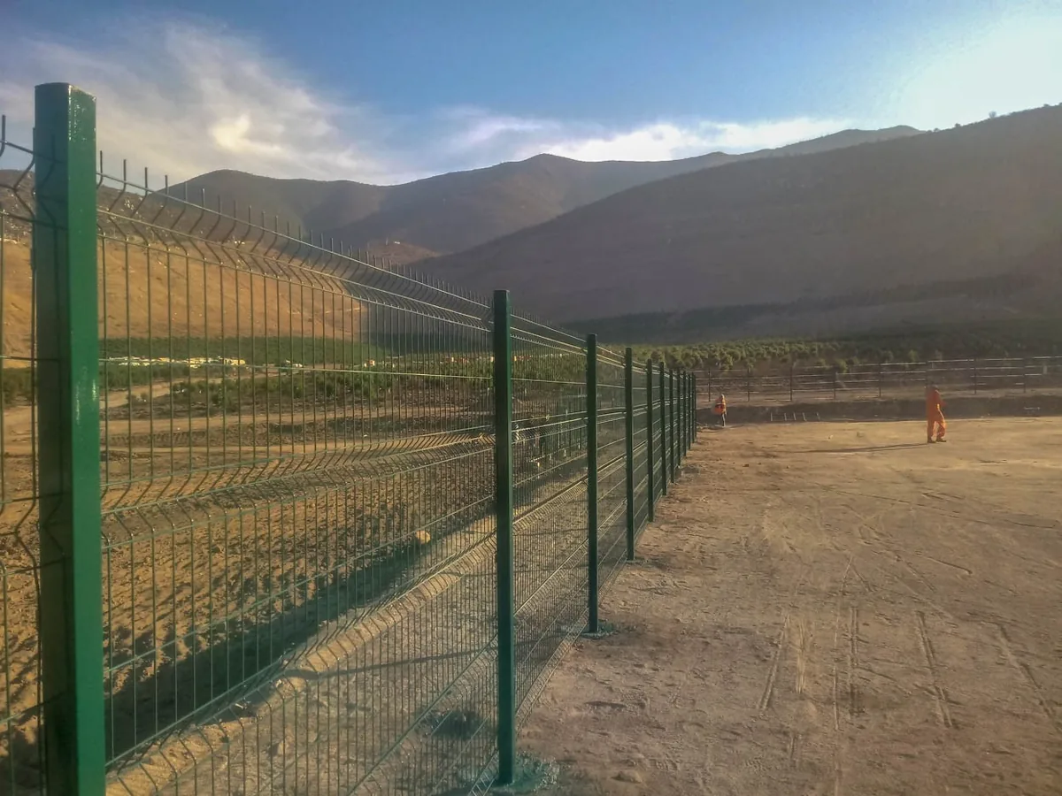 Cierre Perimetral en El Francés, Petorca / TerraService — foto 2
