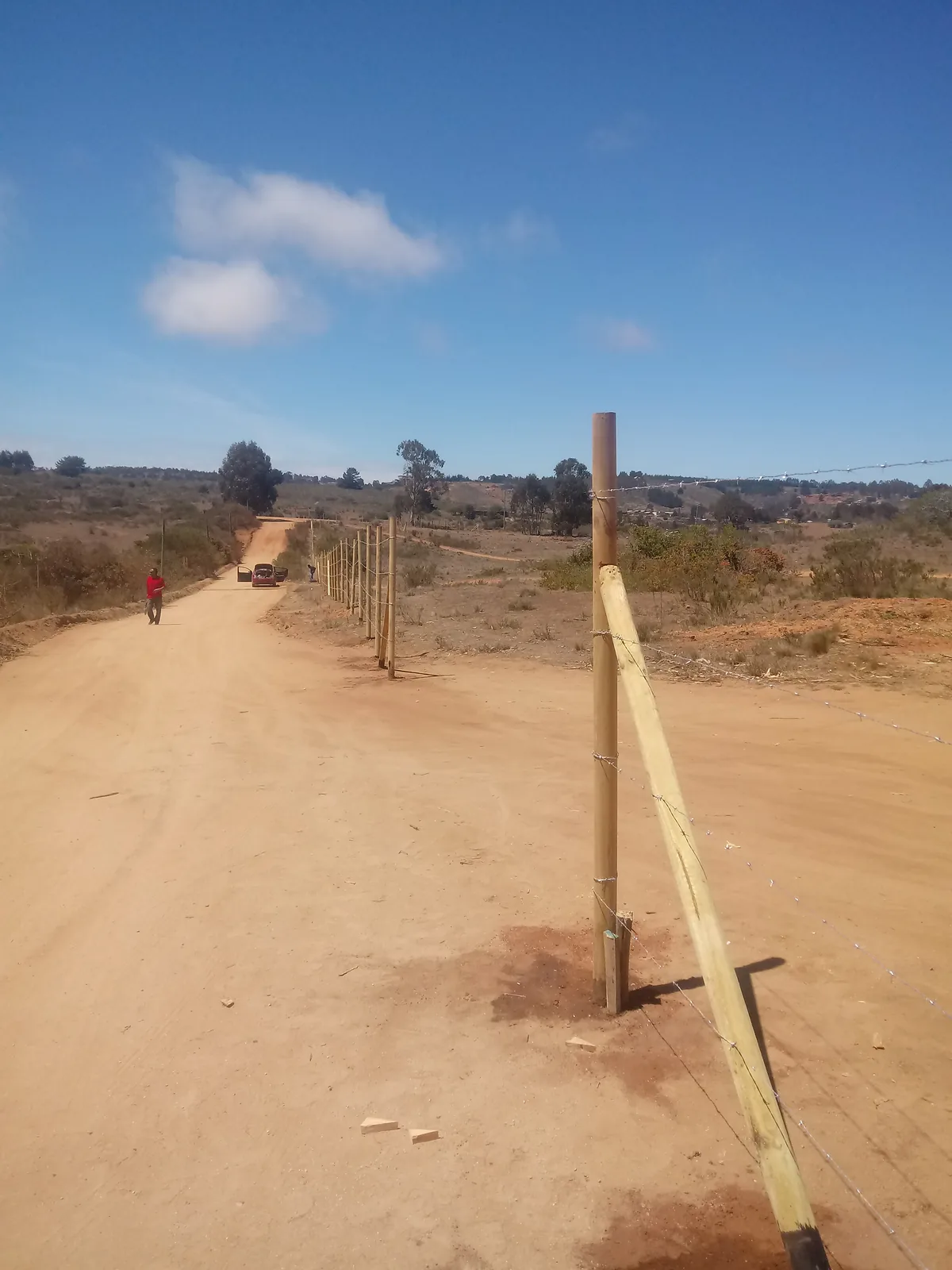 Cierre Perimetral en El Yeco, Algarrobo – Alambre de Púa — foto 1