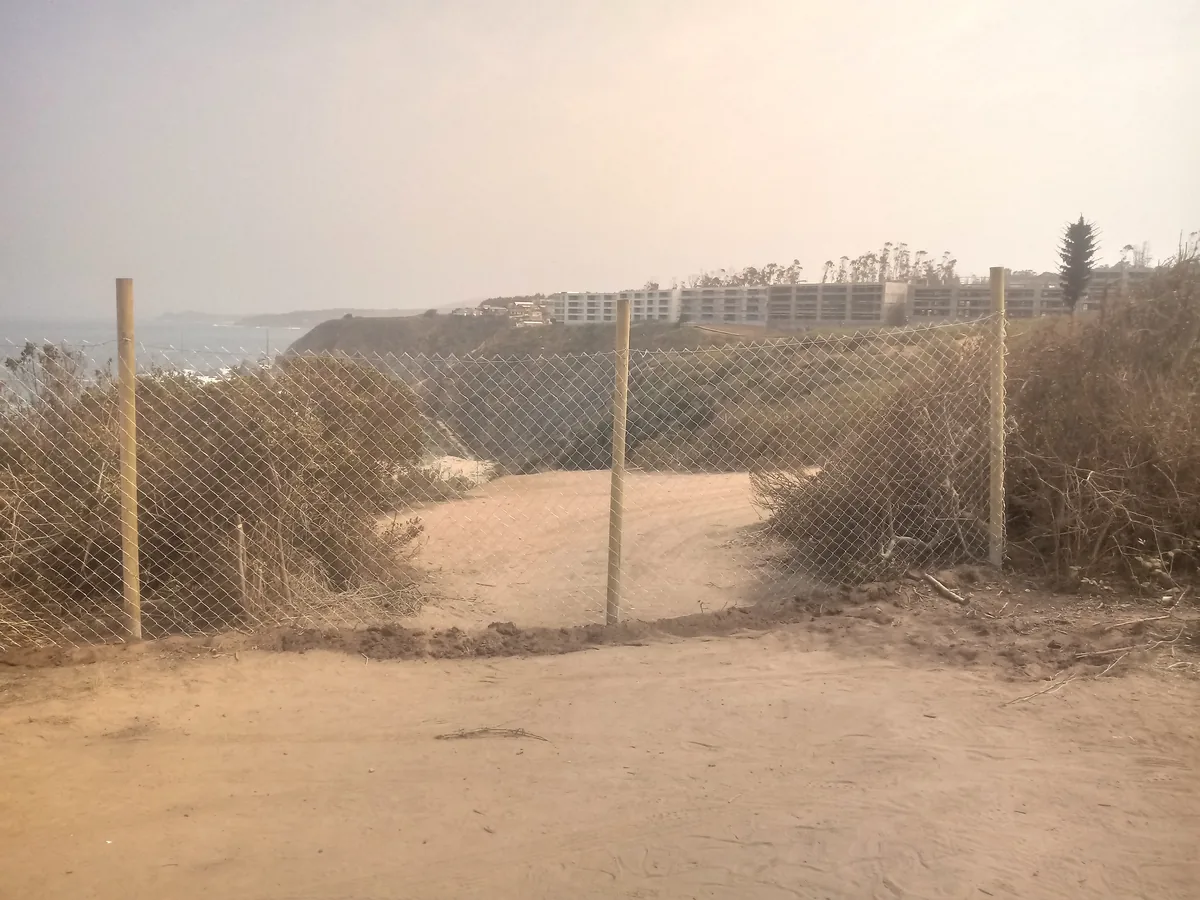 Cierre Perimetral en El Yeco, Algarrobo — Alambre de púa y malla cuadrada — foto 7