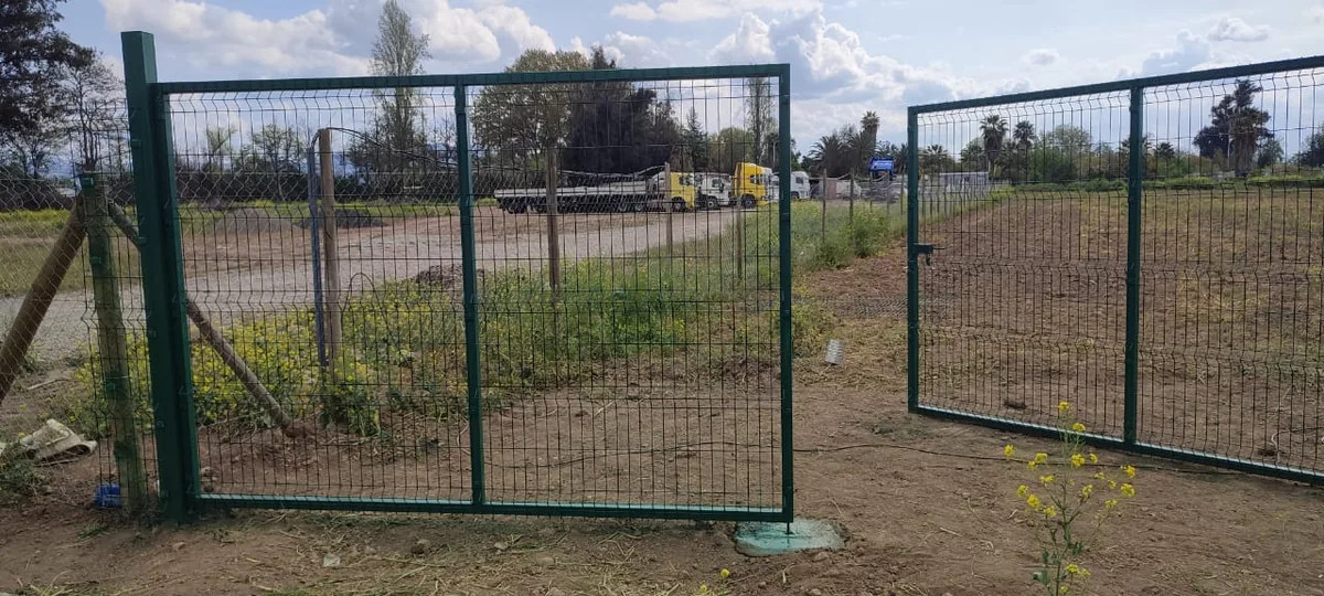Cierre Perimetral en San Bernardo / Techmin Ltda. — foto 4