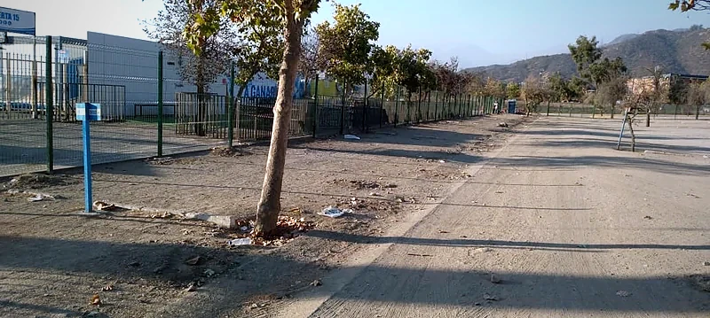 Cierre Perimetral en Las Condes – Estacionamiento UC San Carlos — foto 3