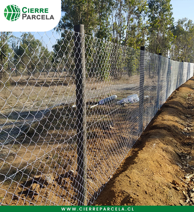 Instalación de Malla Cuadrada + Polín de Madera